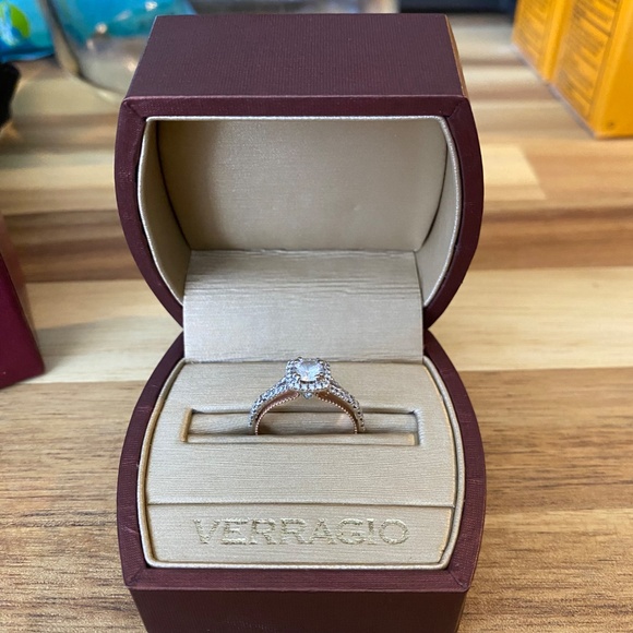 Verragio Engagement Ring - Picture 2 of 2